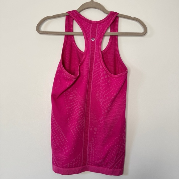 Bundle of 2 Lululemon Swiftly Tech Racerback Tank Top Pink Green Shirt Sz 6 - Picture 6 of 16